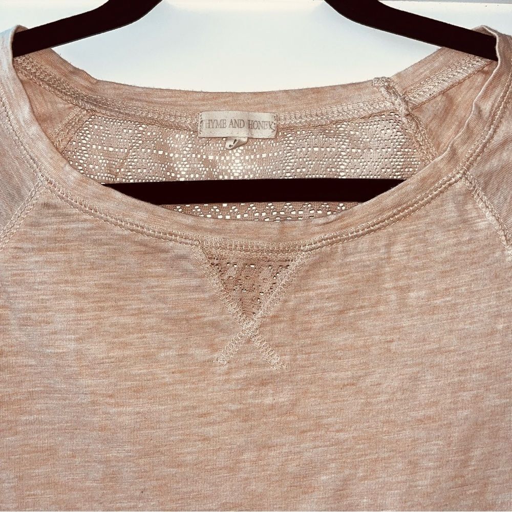 Thyme & Honey Blush Lace Back Top - Medium - Picture 5 of 7